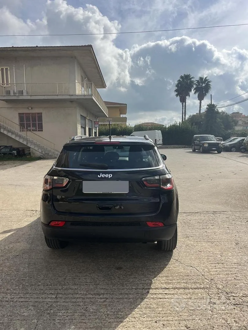 Jeep Compass 2018 photo 2