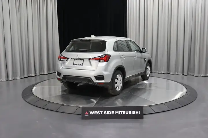 Mitsubishi Rvr 2027 photo 5