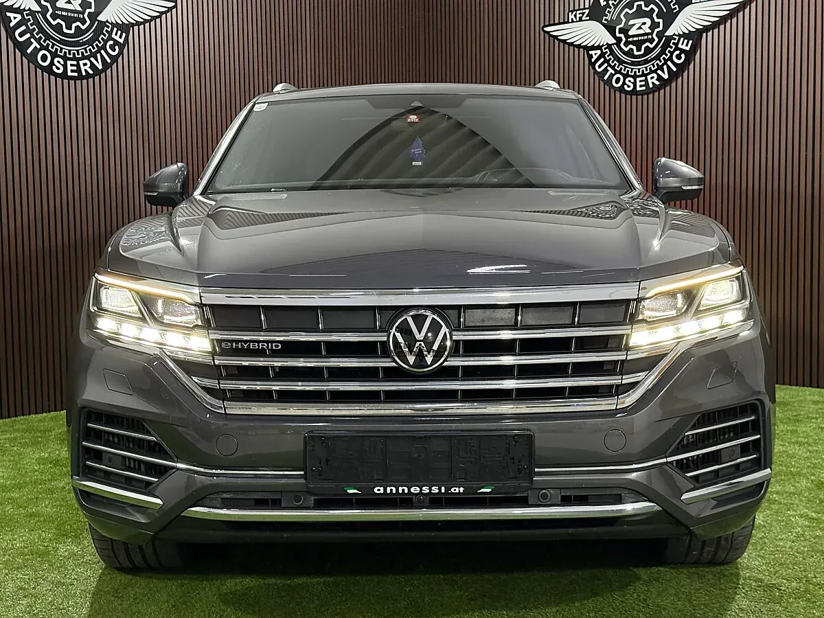 Volkswagen Touareg 2022 photo 3