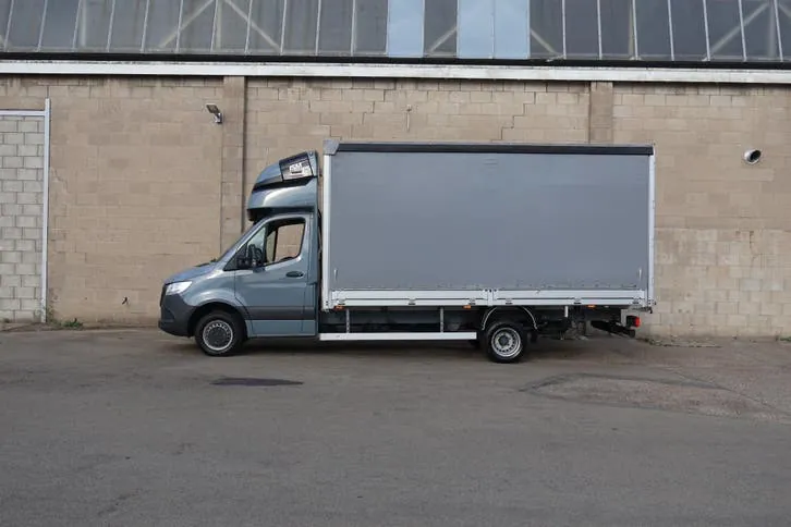 Mercedes-Benz Sprinter 2024 photo 2