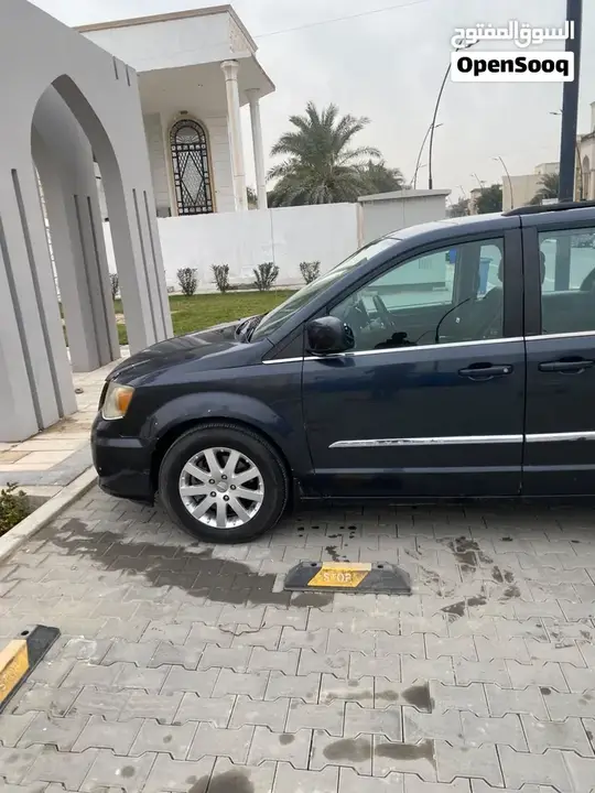 Chrysler Pacifica 2014 photo 3