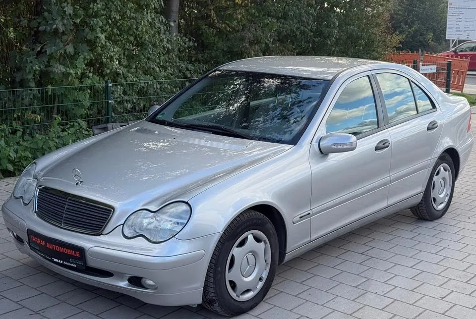Mercedes-Benz C 200