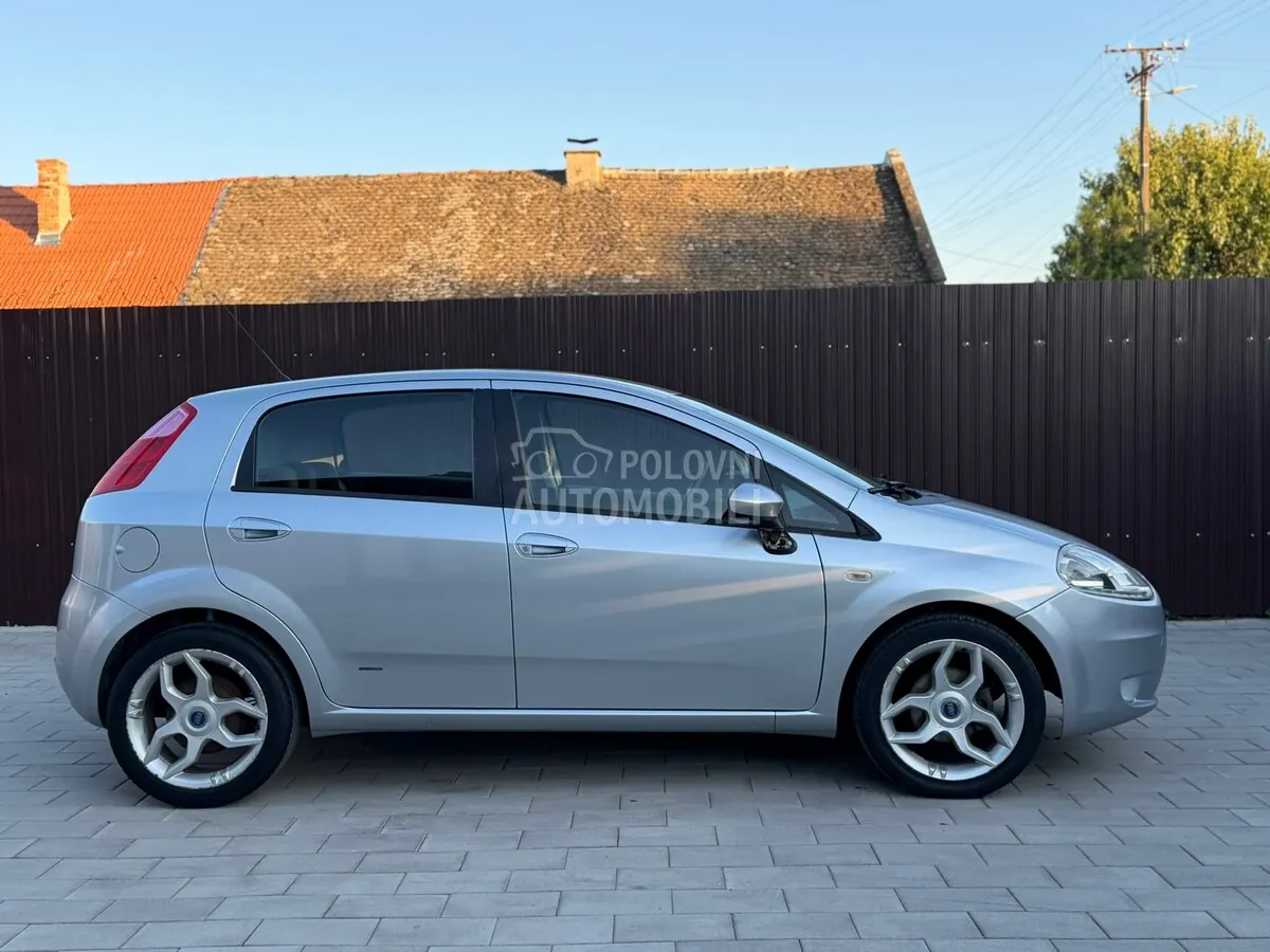 Fiat Grande Punto 2006 photo 5