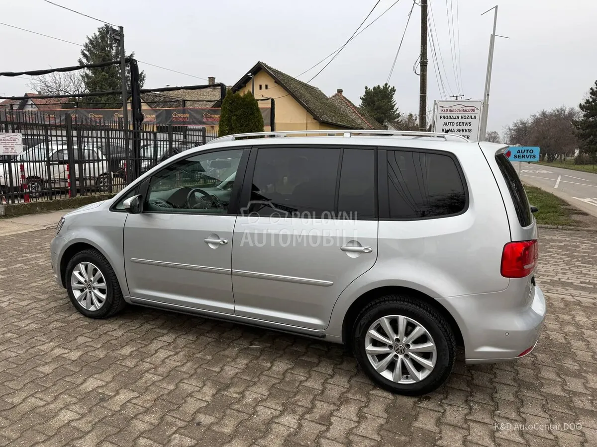 Volkswagen Touran 2015 photo 4