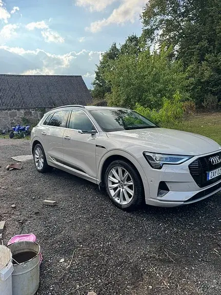 Audi E-Tron 2020 photo 3