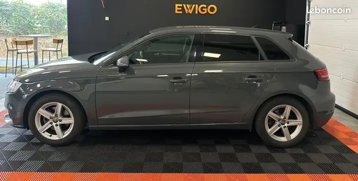 Audi A3 Sportback 2018 photo 3