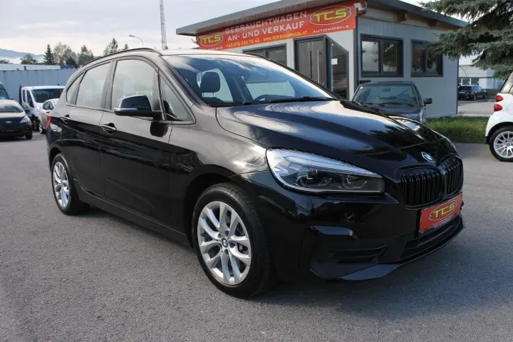 BMW 2 Series 2020 photo 3