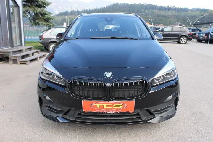 BMW 2 Series 2020 photo 2
