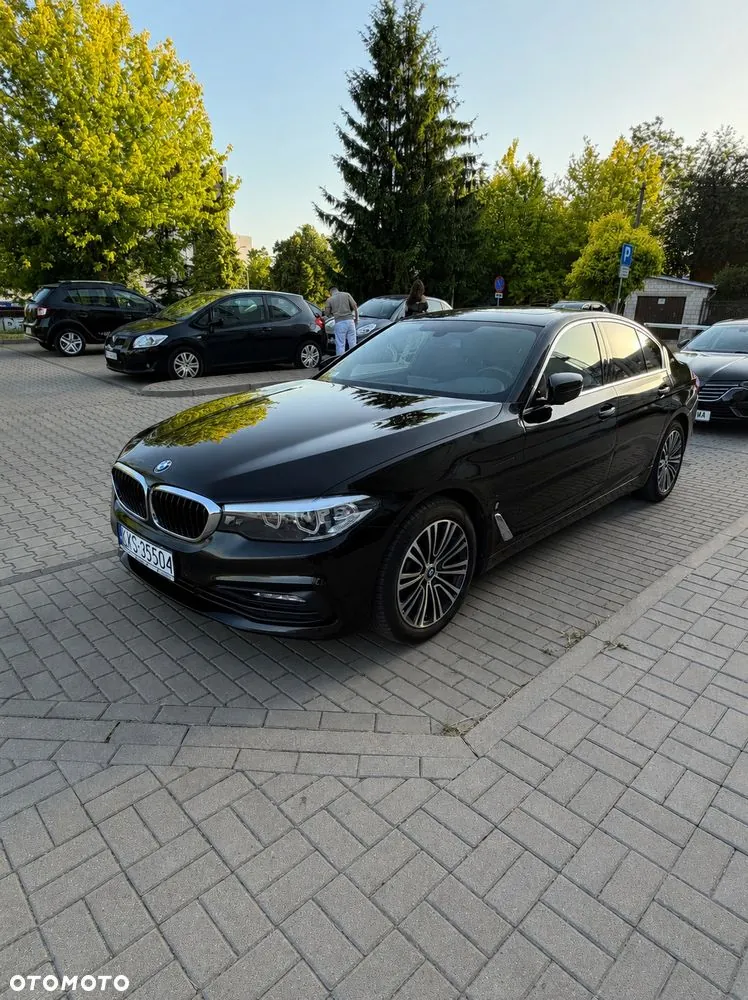 BMW 5 Series 2017 photo 2