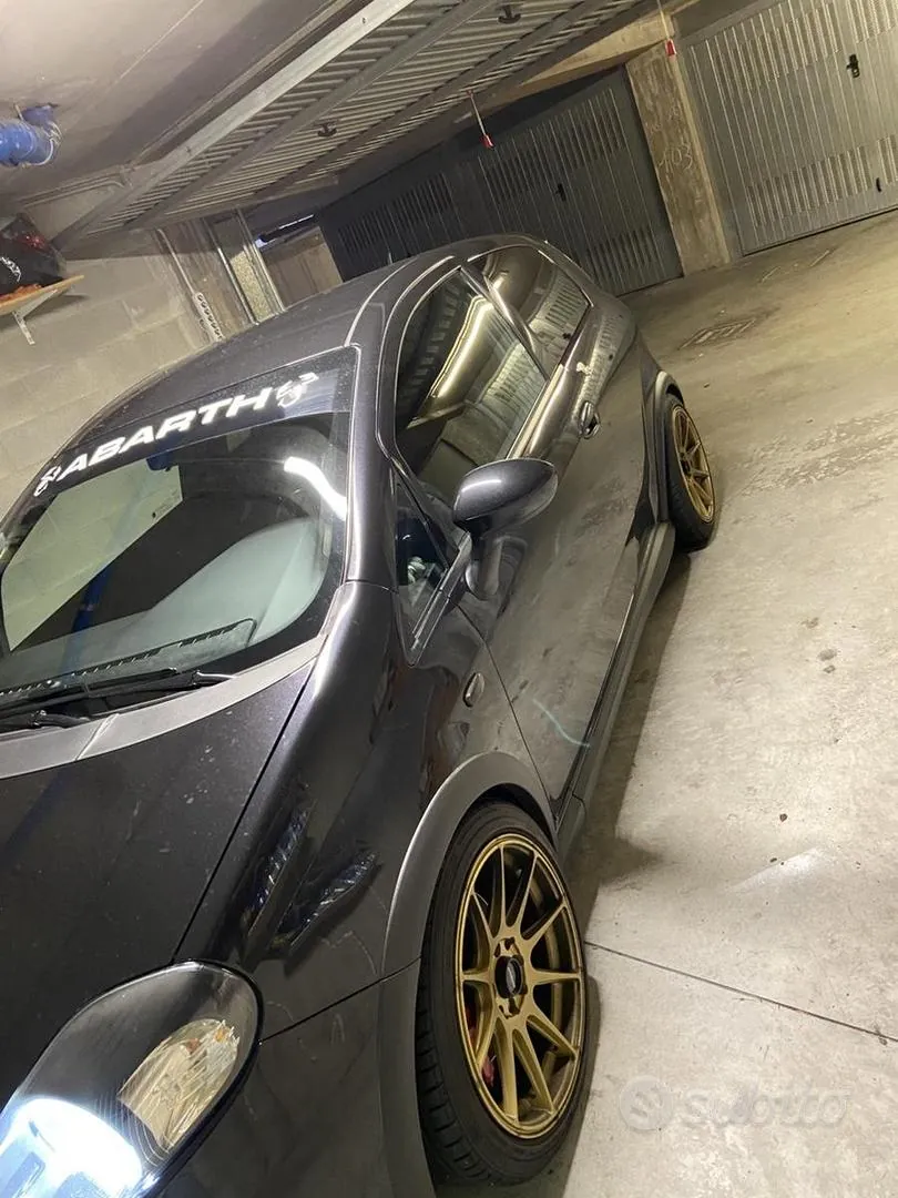 Abarth Grande Punto 2009 photo 3