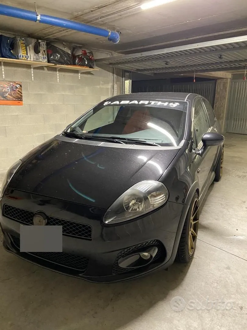 Abarth Grande Punto 2009 photo 2