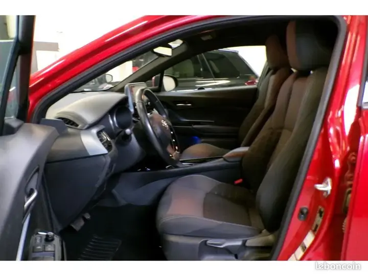 Toyota C-Hr 2020 photo 5