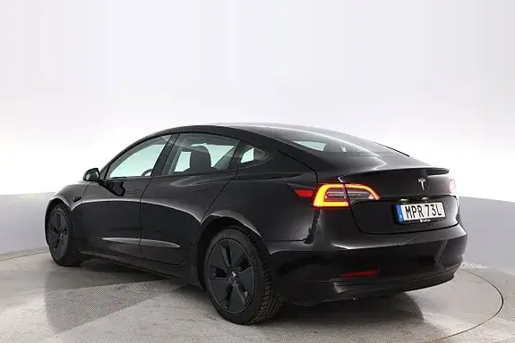 Tesla Model 3 2021 photo 4