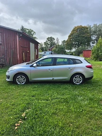 Renault Megane Iii 2014 photo 4