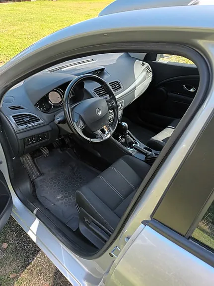 Renault Megane Iii 2014 photo 3