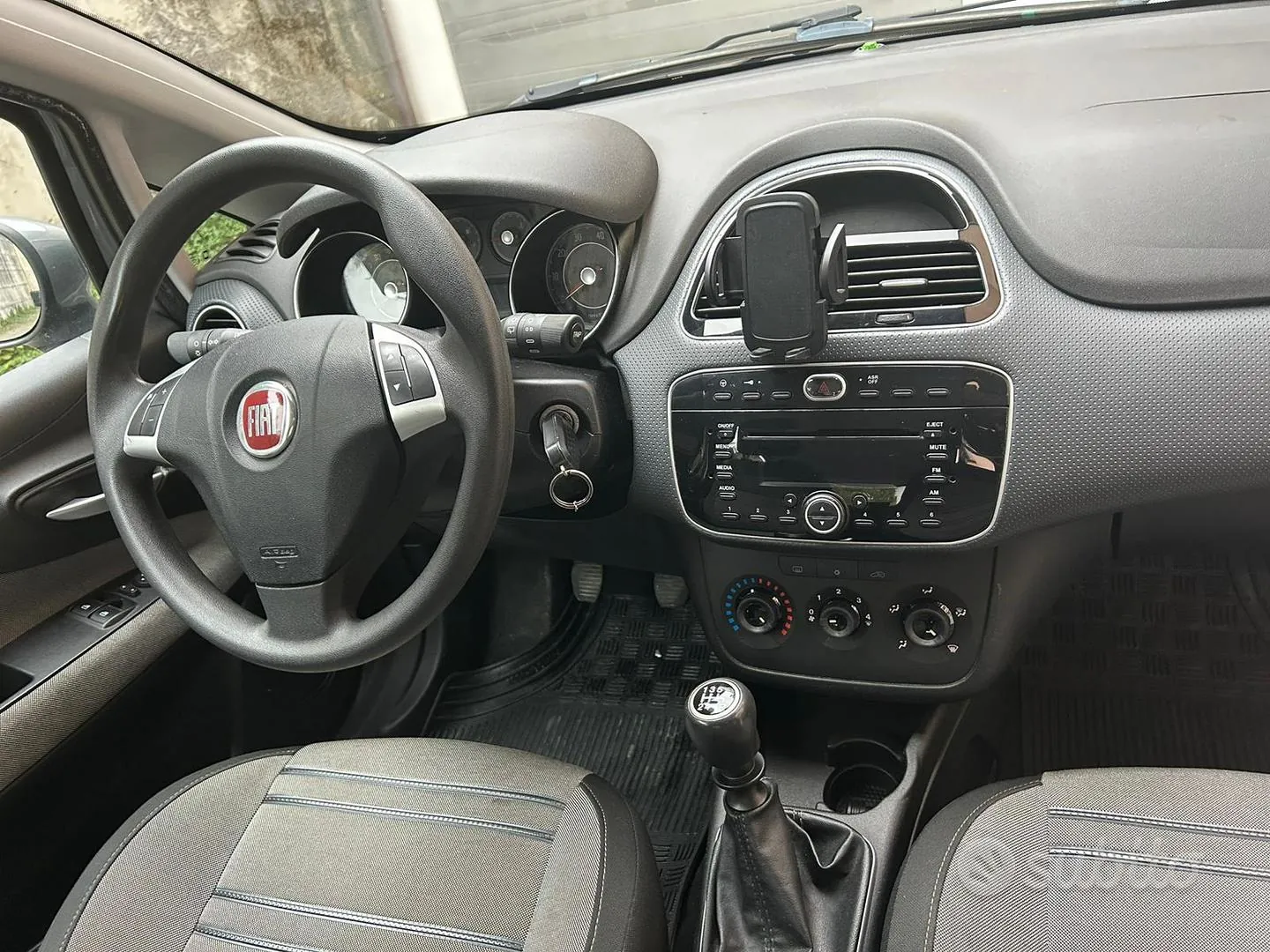 Fiat Punto Evo 2010 photo 5