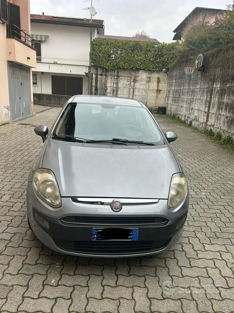 Fiat Punto Evo 2010 photo 2
