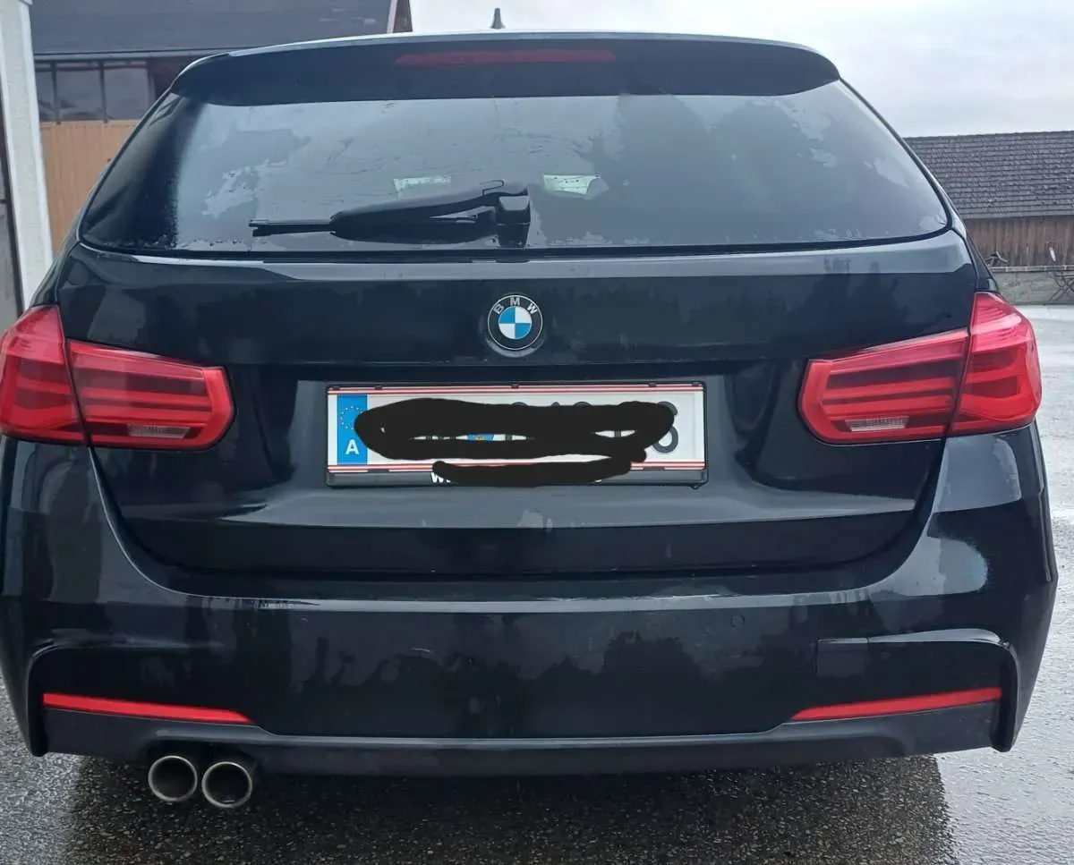 BMW 3 Series 2017 photo 3