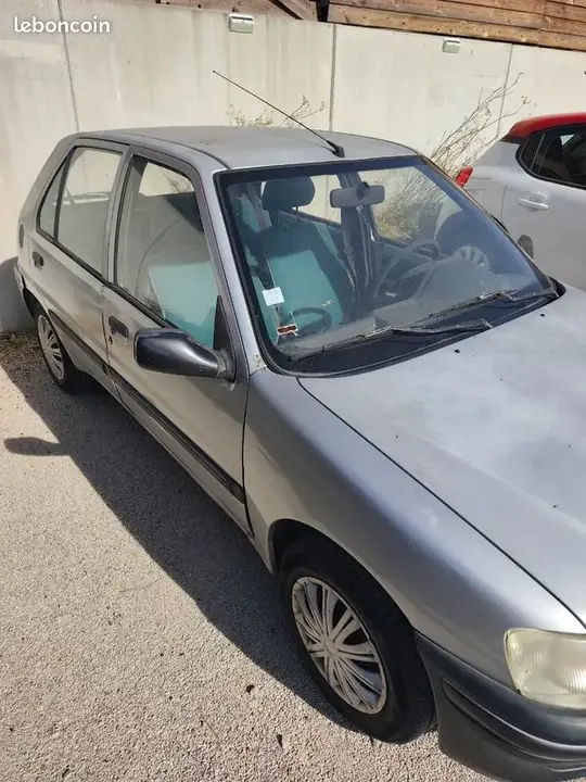 Peugeot 106