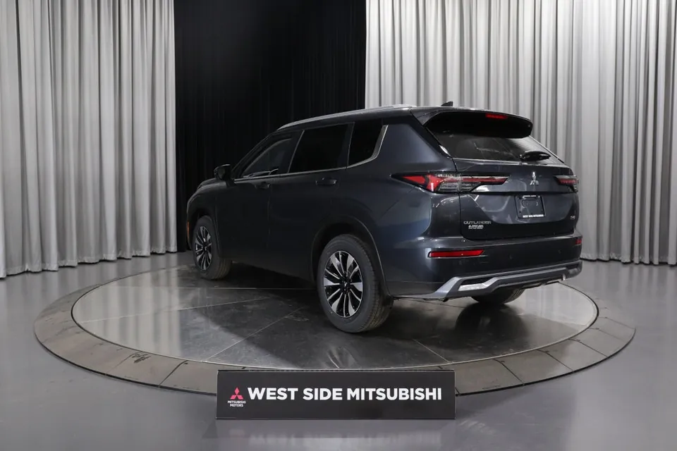 Mitsubishi Outlander 2026 photo 4