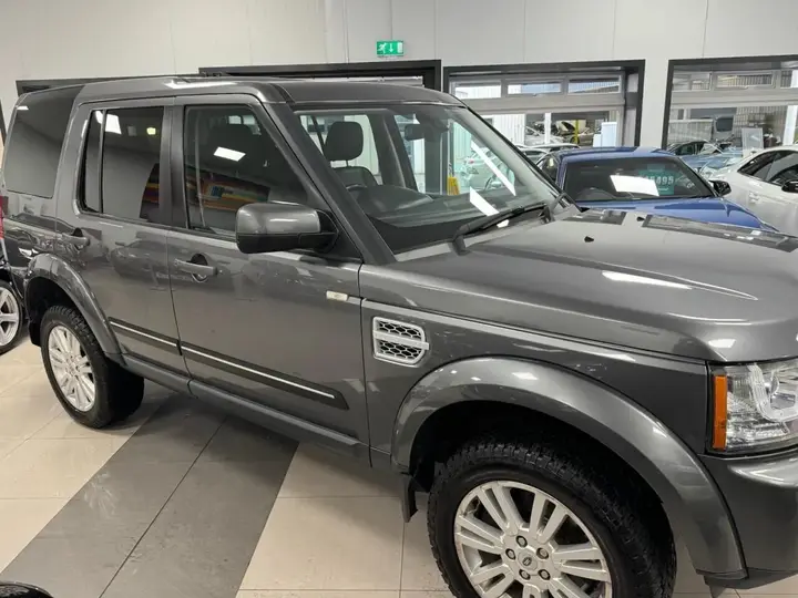Land Rover Discovery 4 2013 photo 5