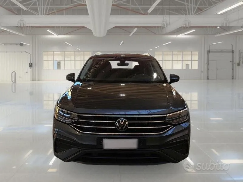 Volkswagen Tiguan Allspace 2022 photo 2