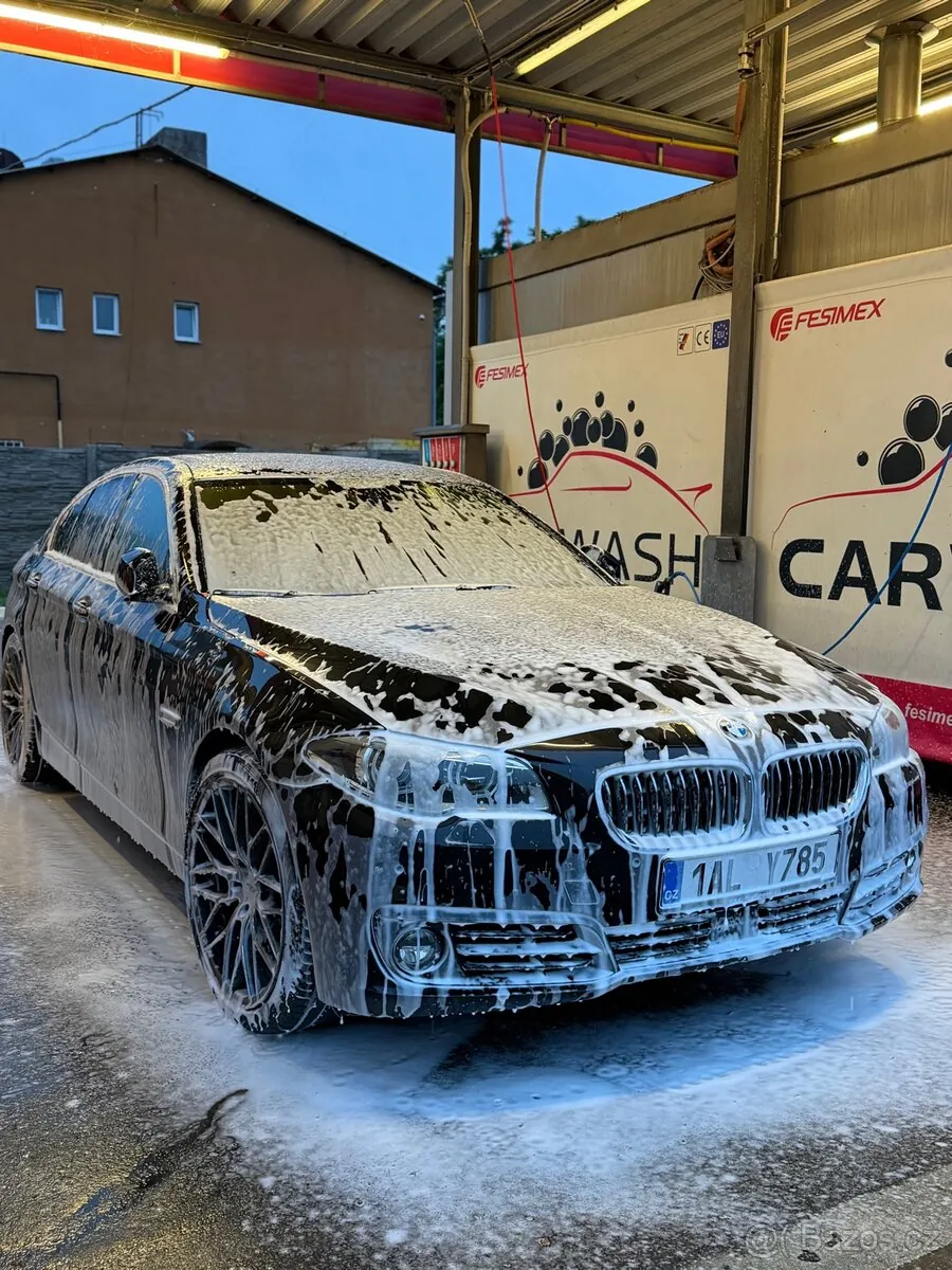 BMW 5 Series 2015 photo 4