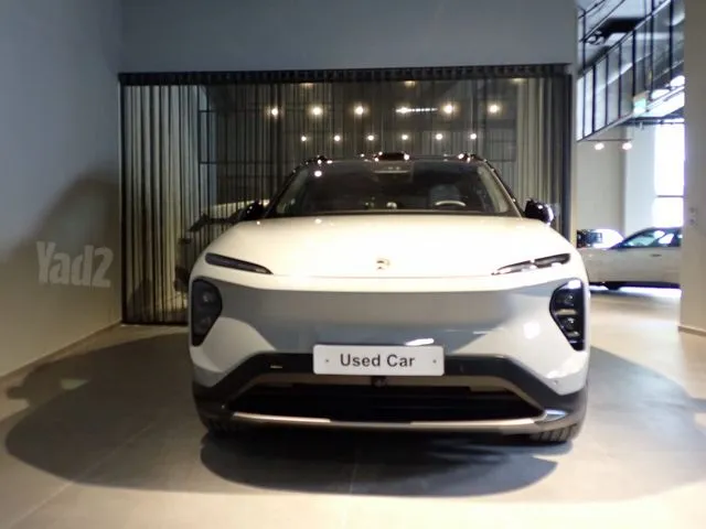 NIO El7