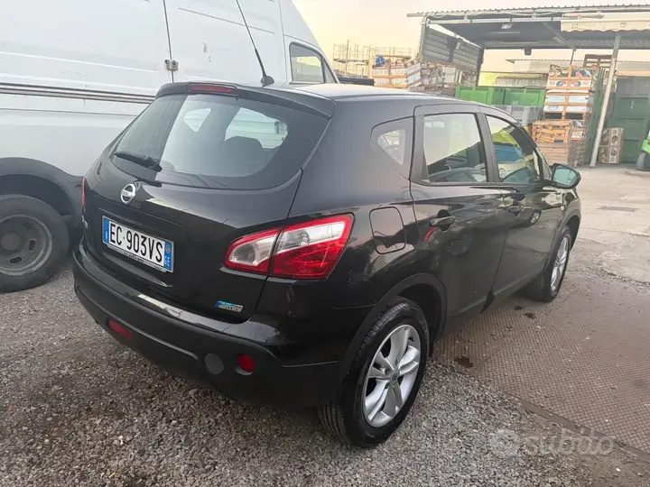 Nissan Qashqai 2010 photo 4