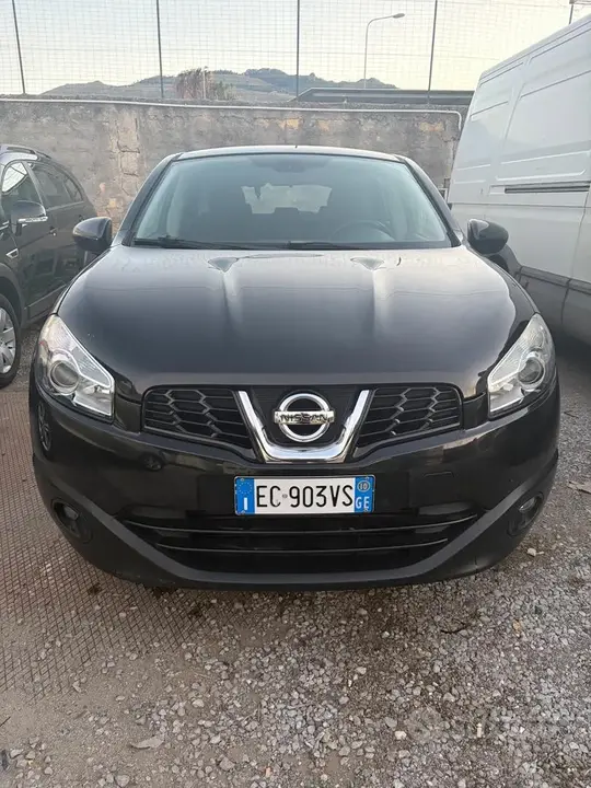 Nissan Qashqai 2010 photo 2