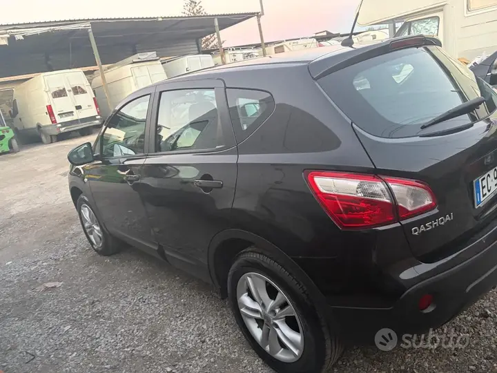 Nissan Qashqai 2010 photo 5