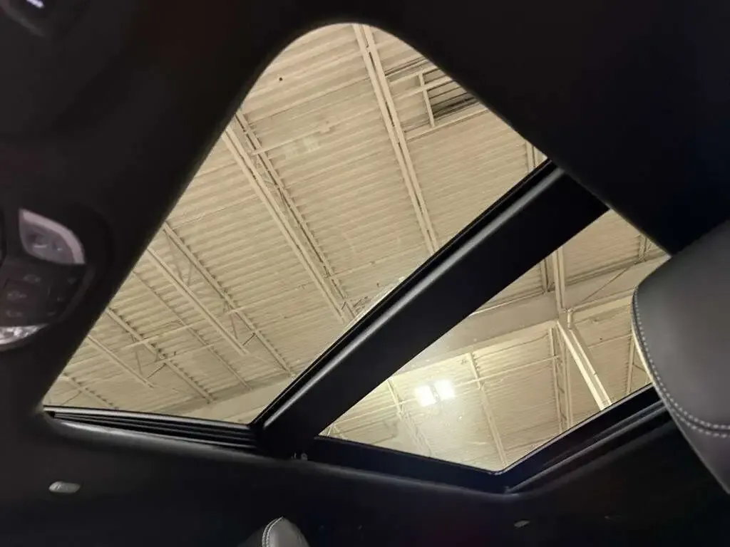 Chrysler Pacifica 2026 photo 5