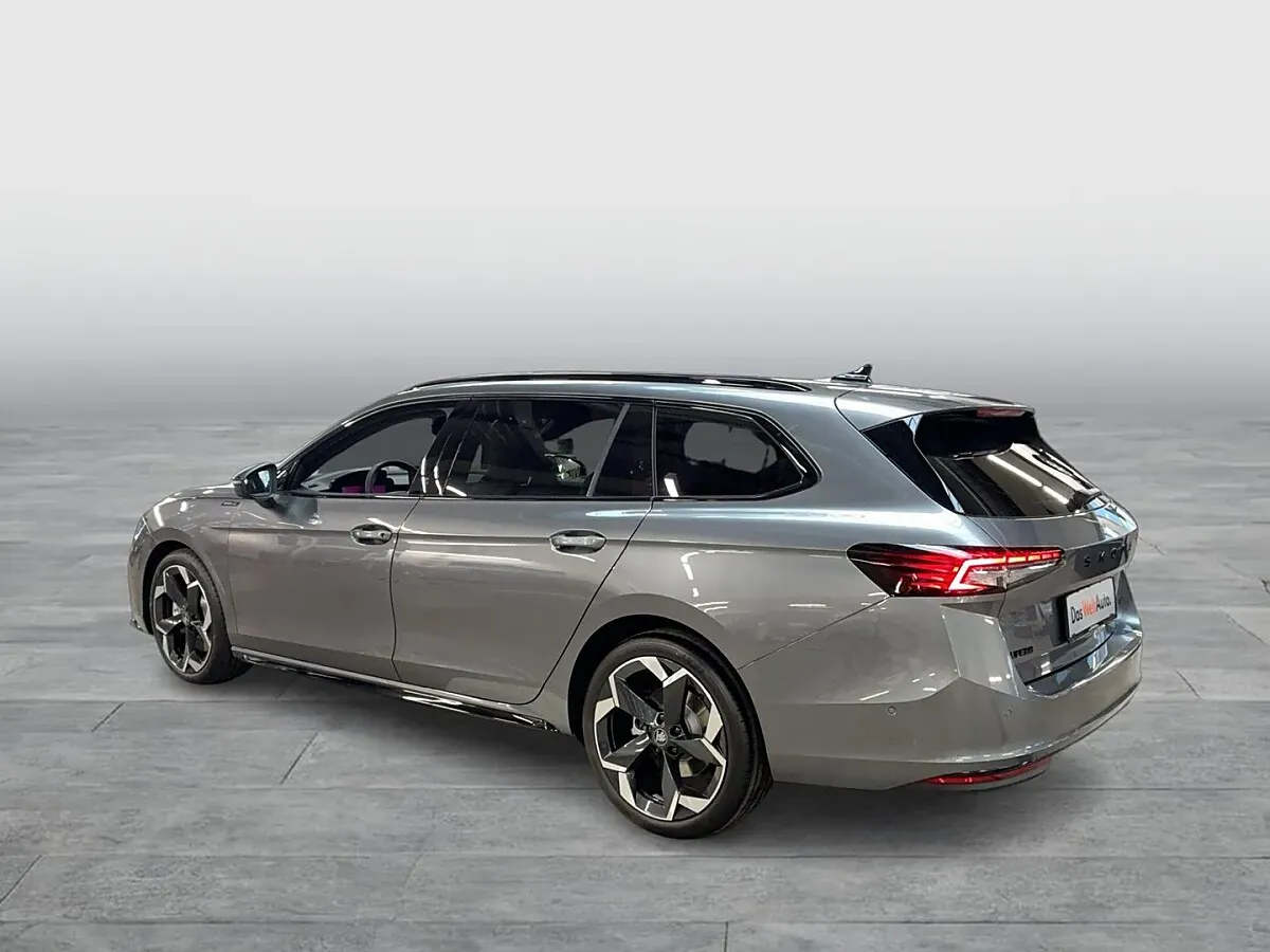 Skoda Superb 2026 photo 3