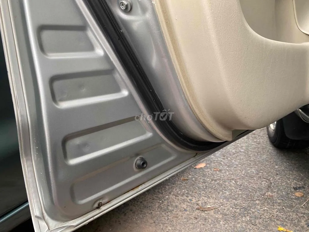 Toyota Innova 2010 photo 5