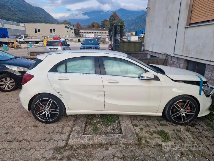 Mercedes-Benz A-Class 2016 photo 5