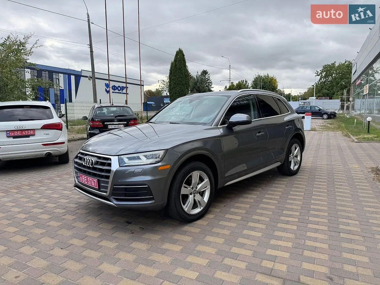 Audi Q5 2018 photo 2