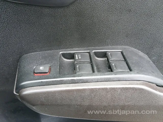 Honda Fit 2014 photo 2