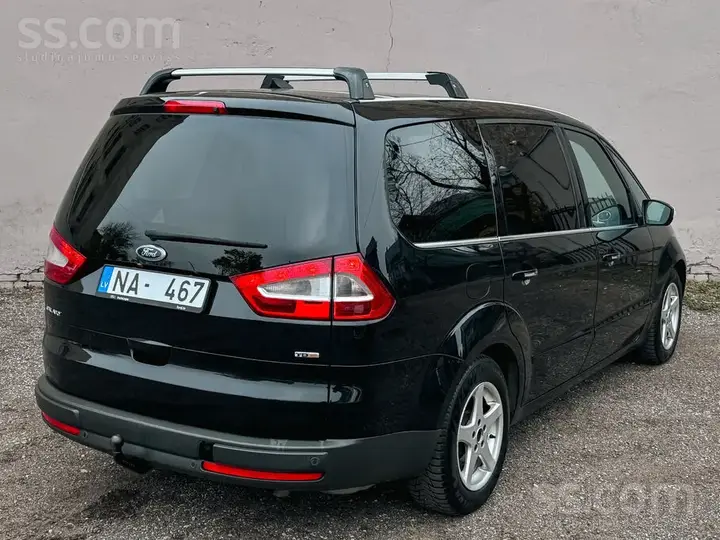 Ford Galaxy 2010 photo 5