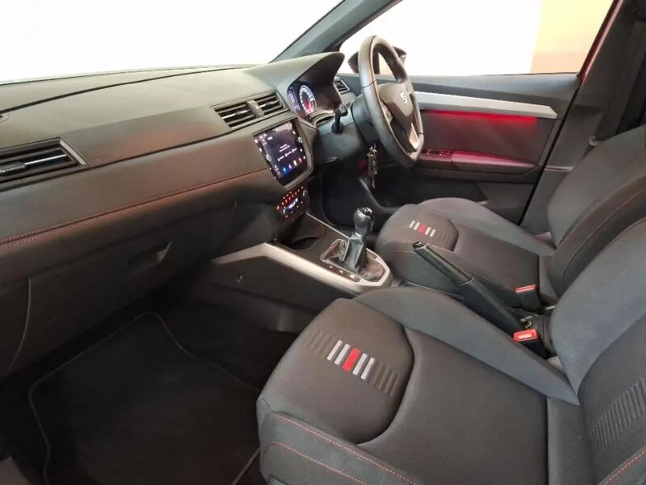 Seat Arona 2021 photo 5