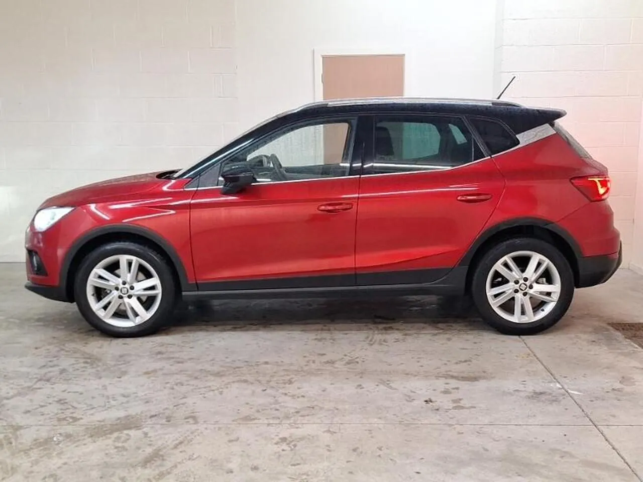 Seat Arona 2021 photo 4