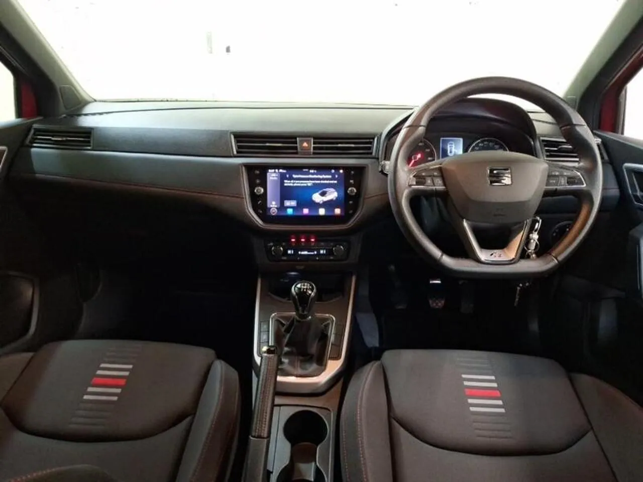 Seat Arona 2021 photo 3