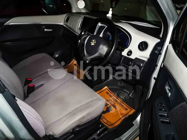 Suzuki Wagon R Fz 2014 photo 4