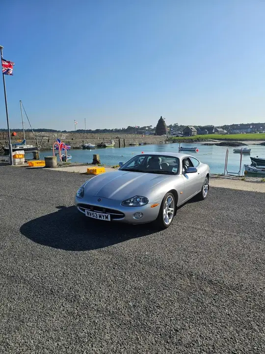 Jaguar Xk8 2003 photo 2