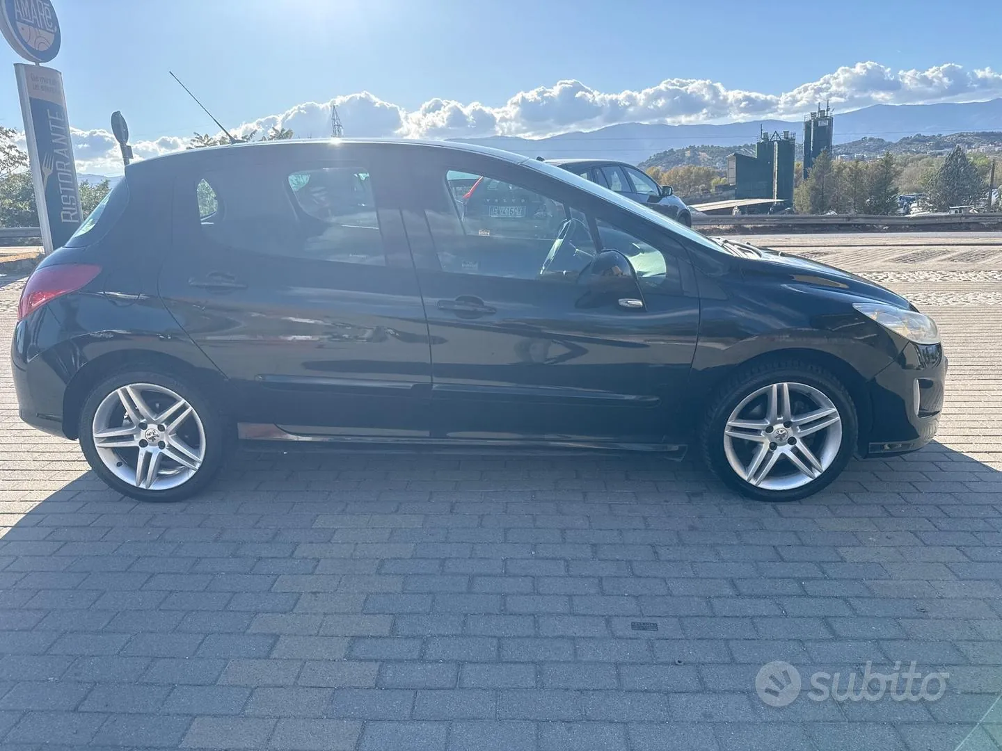 Peugeot 308 2010 photo 4