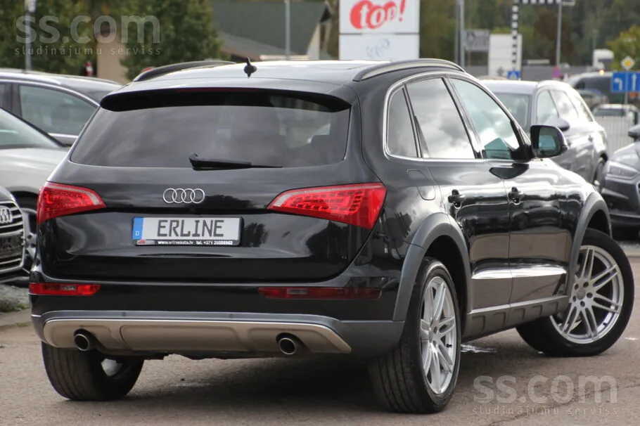 Audi Q5 2010 photo 2