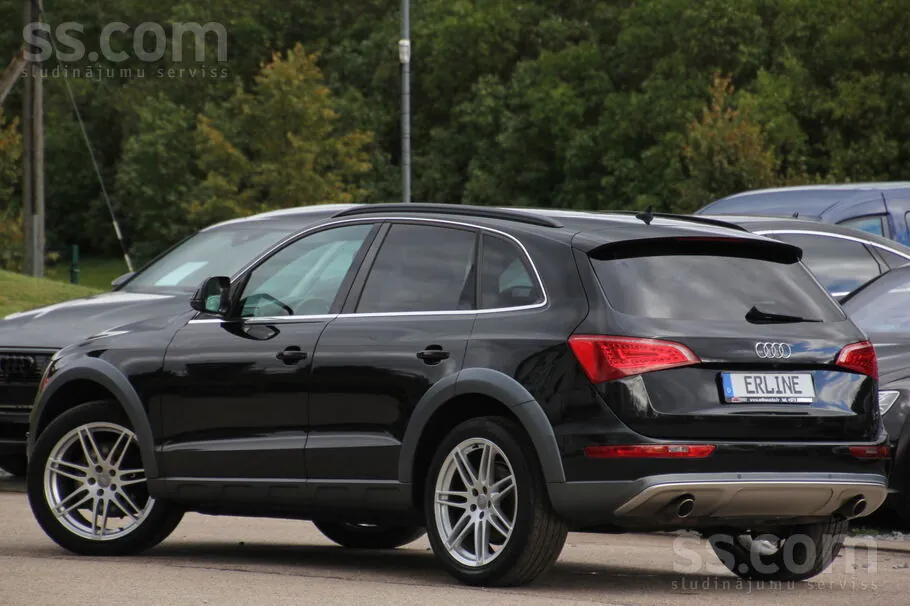 Audi Q5 2010 photo 4