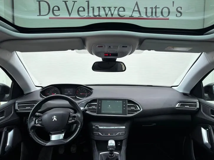 Peugeot 308 2018 photo 3