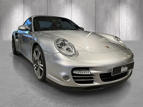 Porsche 911 2010 photo 3