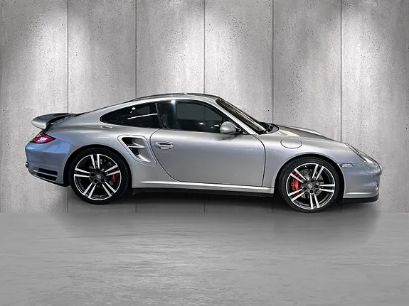 Porsche 911 2010 photo 5