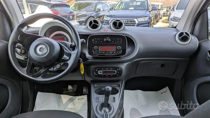 Smart Fortwo 2018 photo 4